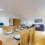 Lodge Barker Stakes Farm