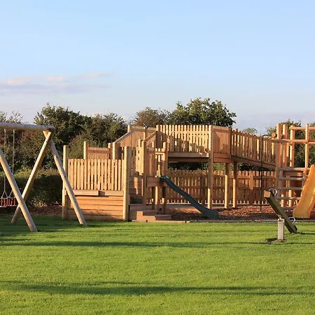 Barker Stakes Farm Lodge