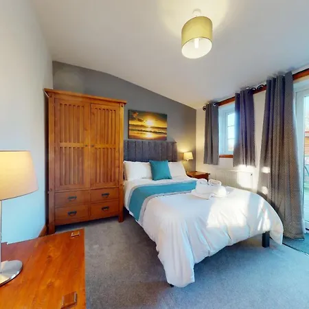 Barker Stakes Farm *