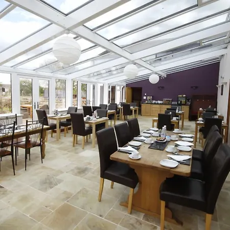 Barker Stakes Farm Lodge