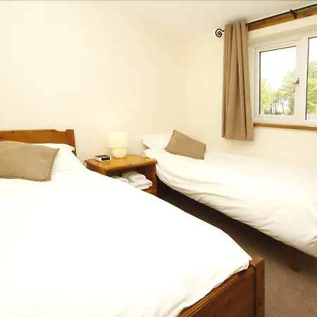 Barker Stakes Farm * Pickering